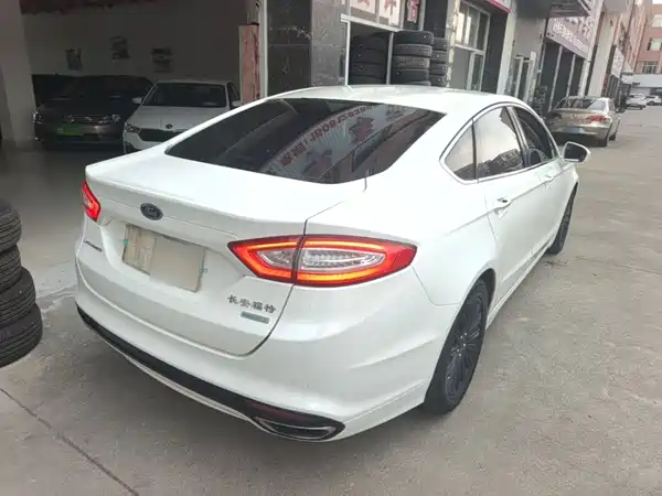 Ford Mondeo 2015