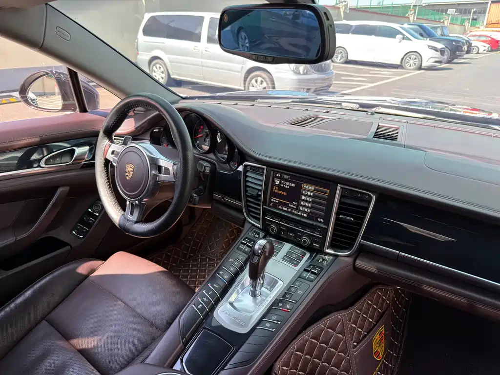 Porsche Panamera 2015 — фото 13