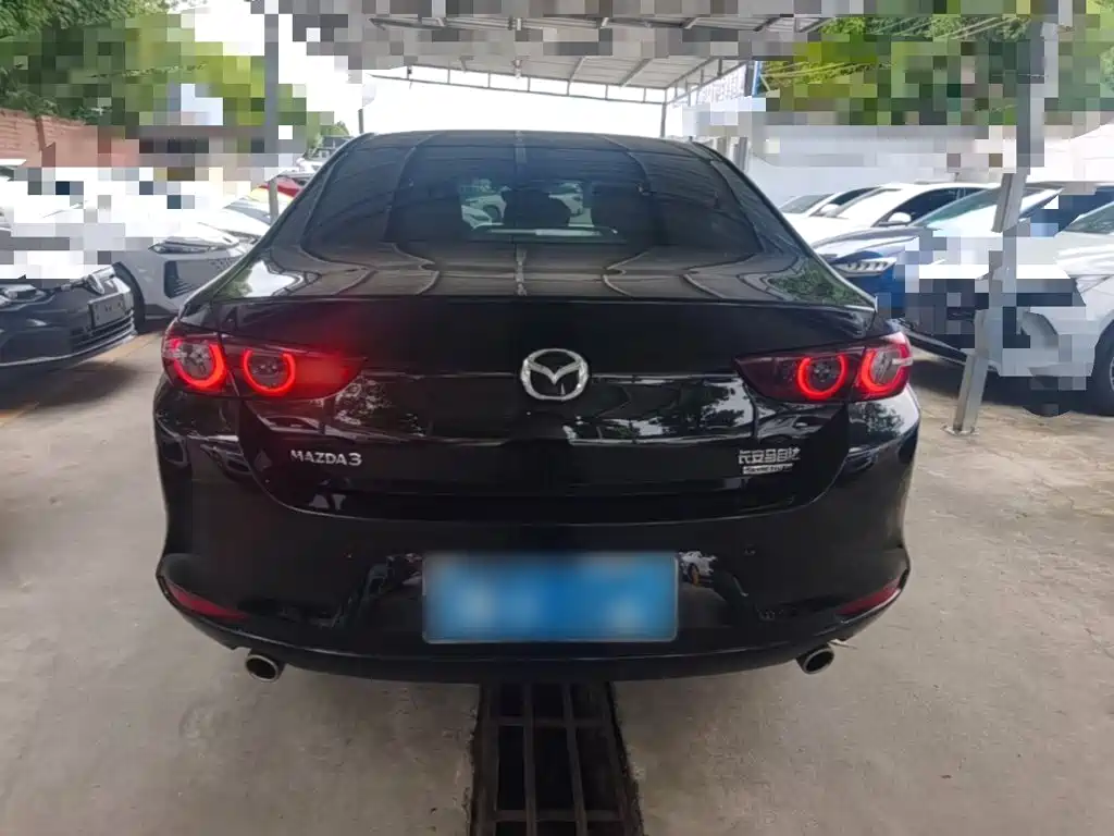 Mazda 3 Axela 2021