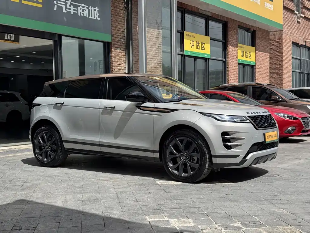 Land Rover Range Rover Evoque 2023 — фото 3