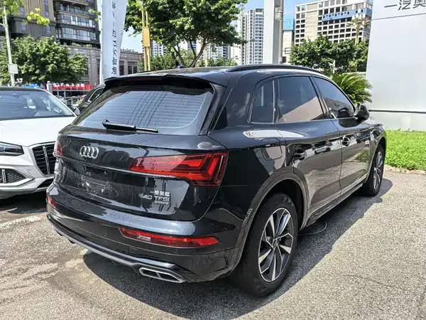Audi Q5L 2024