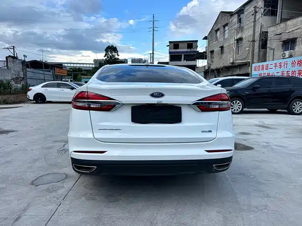 Ford Mondeo 2021