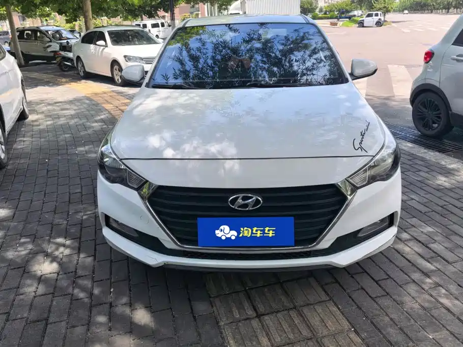 Hyundai Verna 2016 — фото 2