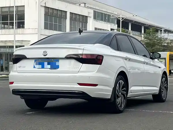 Volkswagen Sagitar 2022