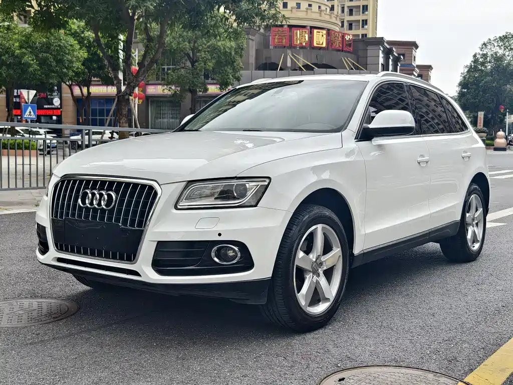 Audi Q5 2015 — фото 1