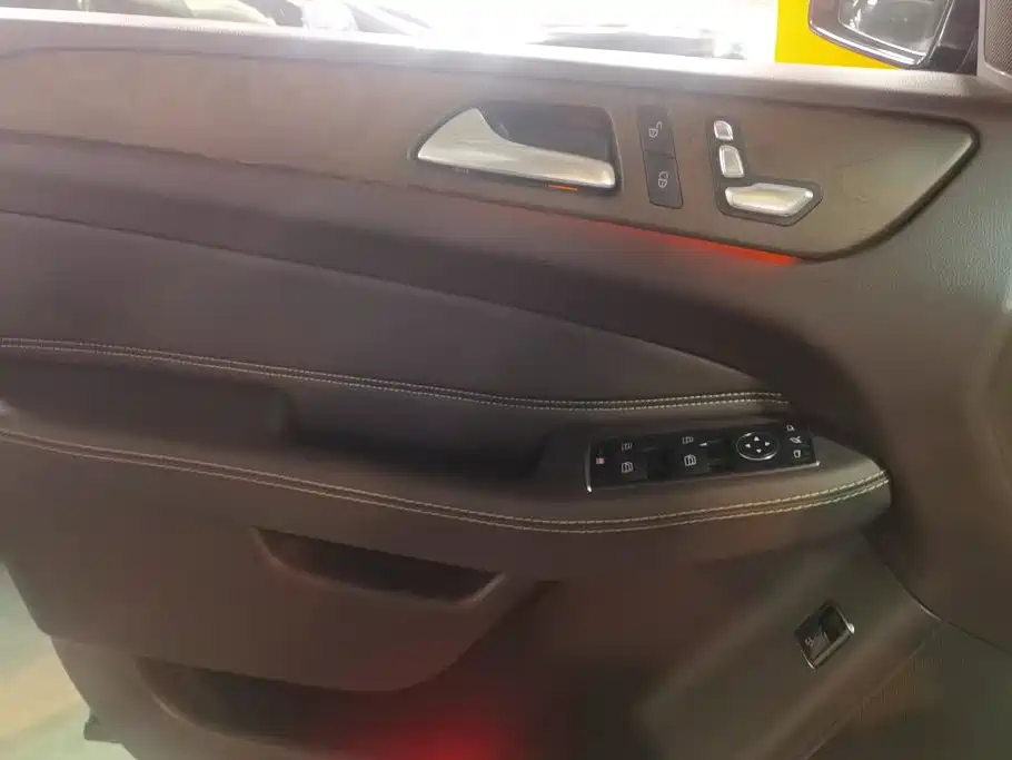 Mercedes-Benz GLE 2018