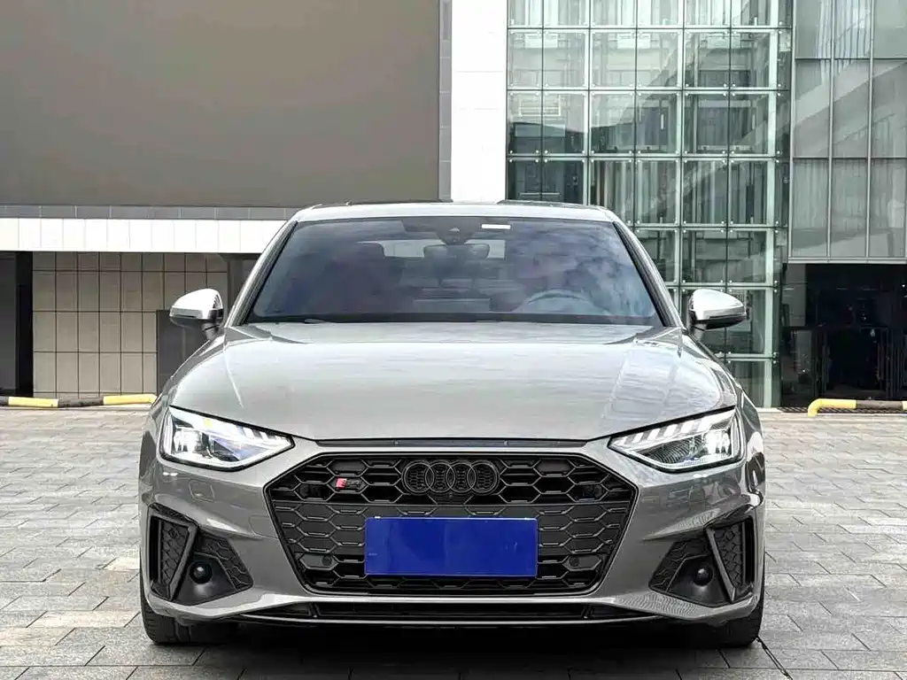 Audi S4 2023
