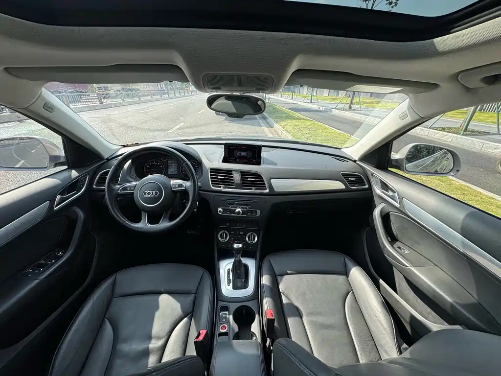 Audi Q3 2014