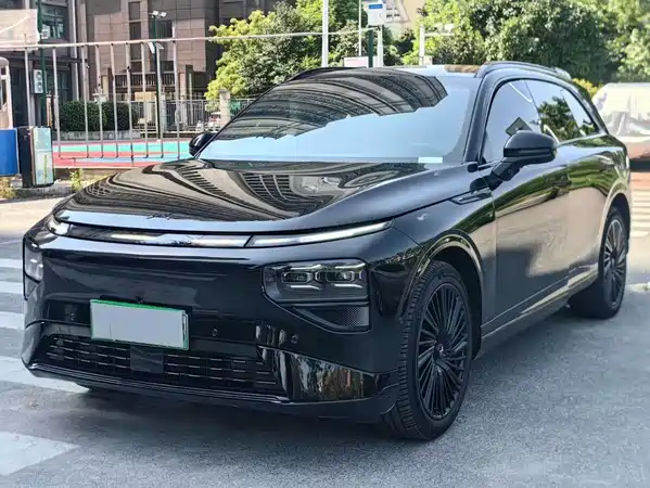 XPeng G9 2025
