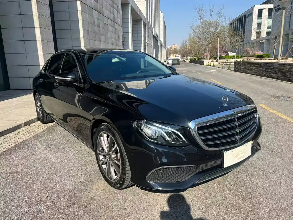 Mercedes-Benz E-Class 2019 — фото 3