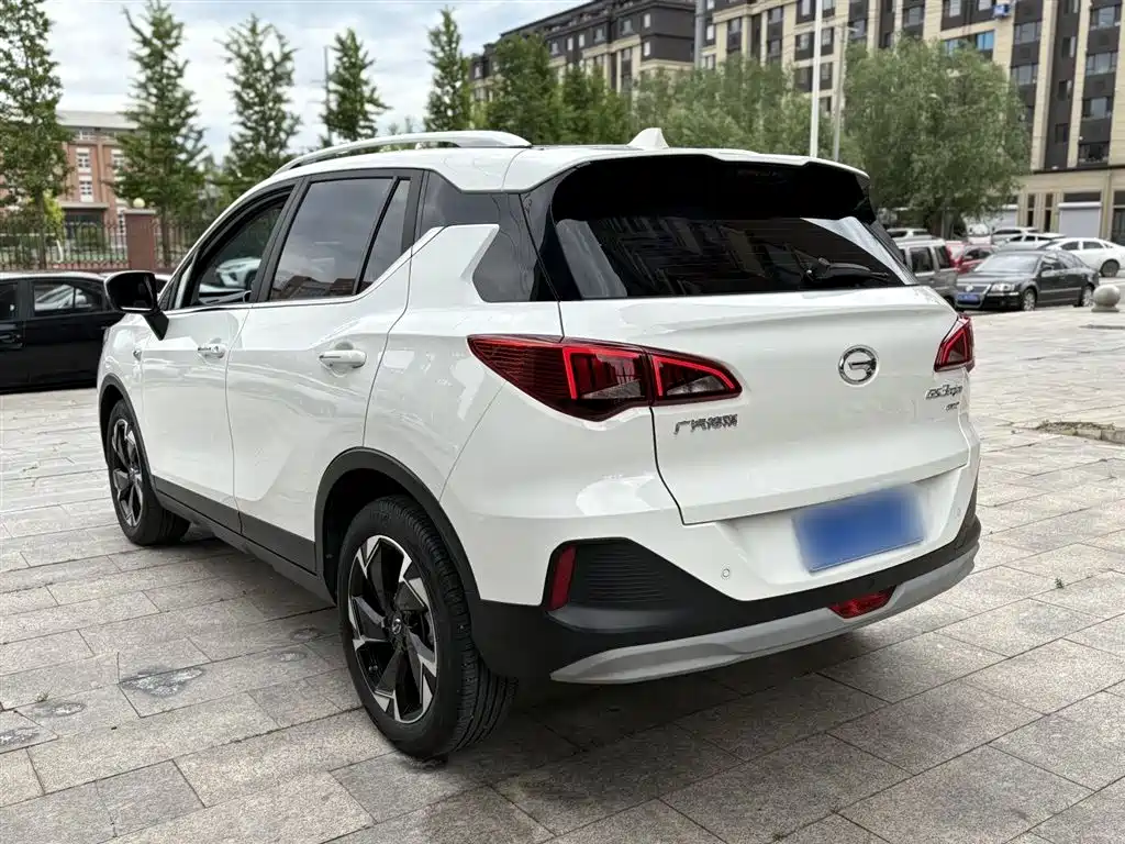 GAC Motor Trumpchi GS3 2022 — фото 5