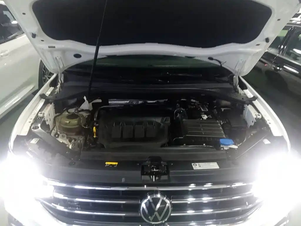 Volkswagen Tiguan L 2022 — фото 20