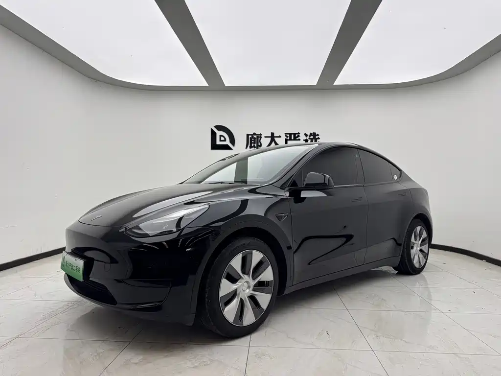 Tesla Model Y 2022 — фото 1