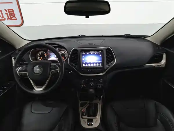 Jeep Cherokee 2017
