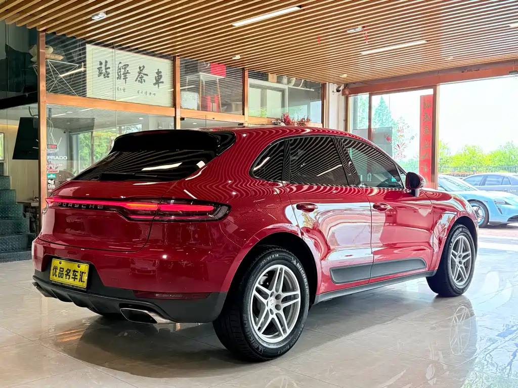 Porsche Macan 2018 — фото 4