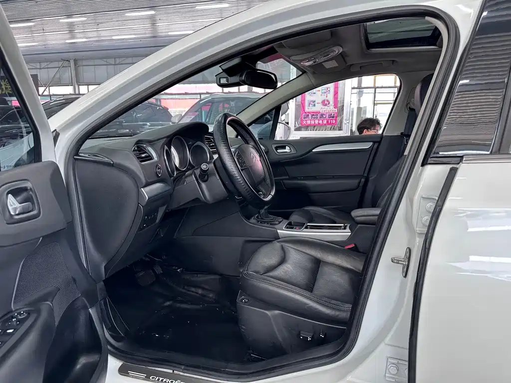 Citroen C4L 2017 — фото 10