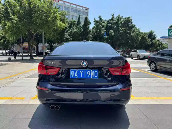 BMW 3 Series GT 2018