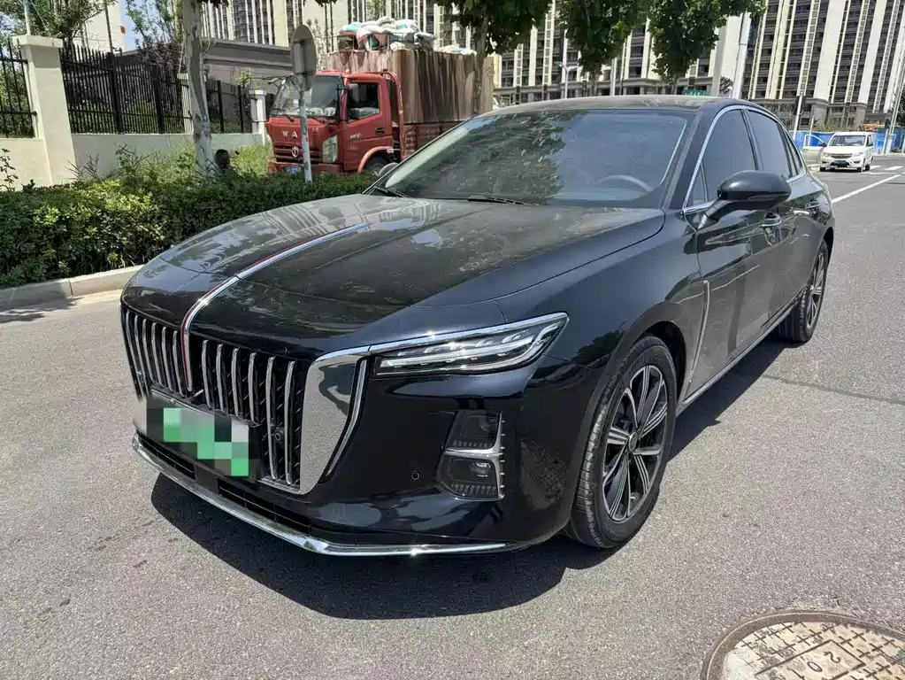 Hongqi H5 PHEV 2025 — фото 1