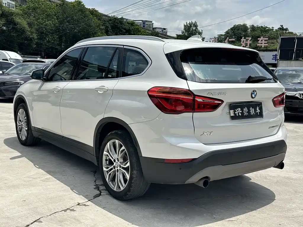 BMW X1 2019 — фото 4