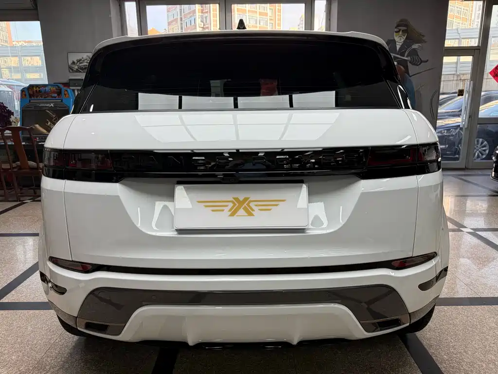 Land Rover Evoque 2021 — фото 6