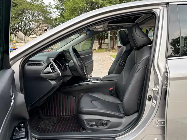 Toyota Camry 2023
