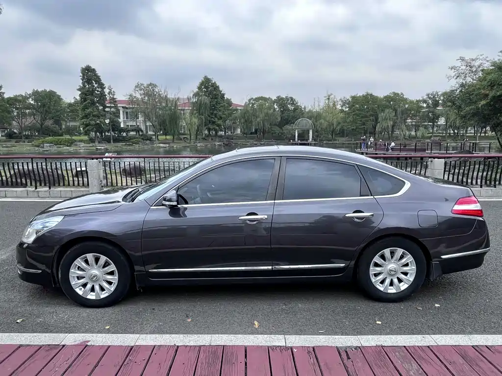 Nissan Teana 2010
