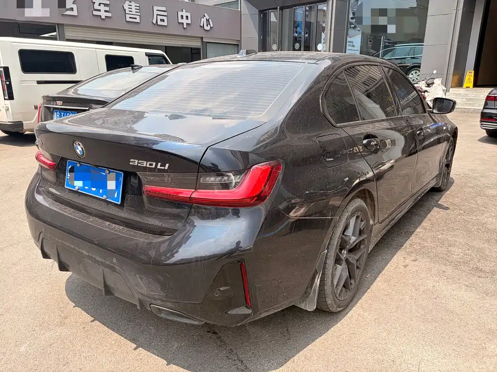 BMW 3 Series 2025