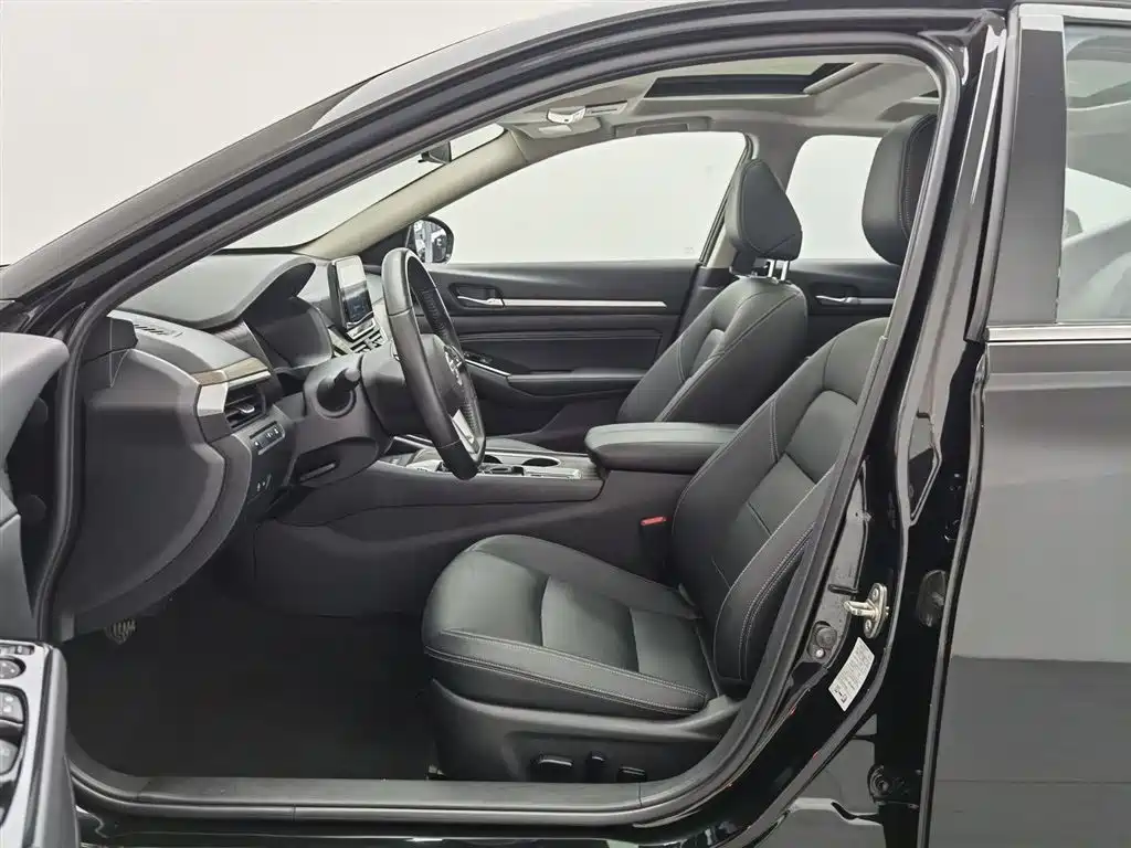 Nissan Teana 2023 — фото 10
