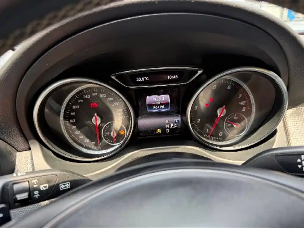 Mercedes-Benz GLA 2018 — фото 10