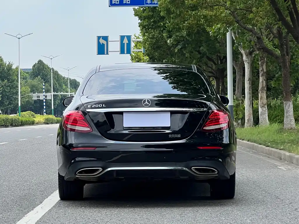 Mercedes-Benz E-Class 2017