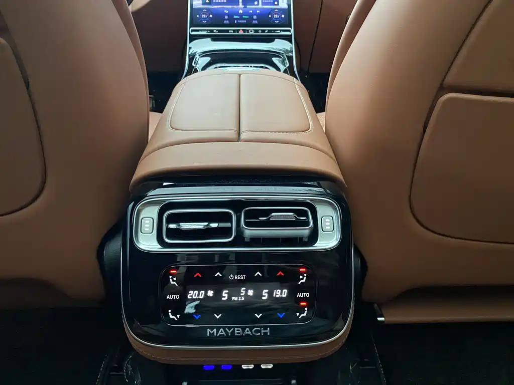 Mercedes-Benz S-Class 2023 — фото 16