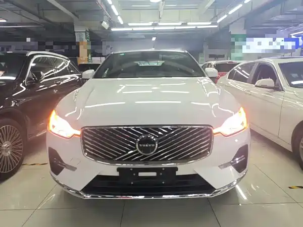 Volvo XC60 2026