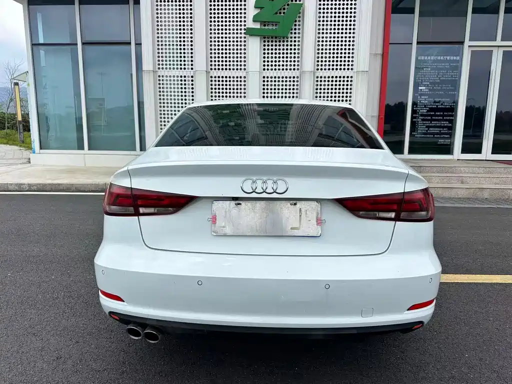 Audi A3 2017 — фото 26