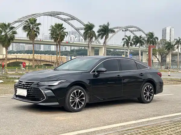Toyota Avalon 2022