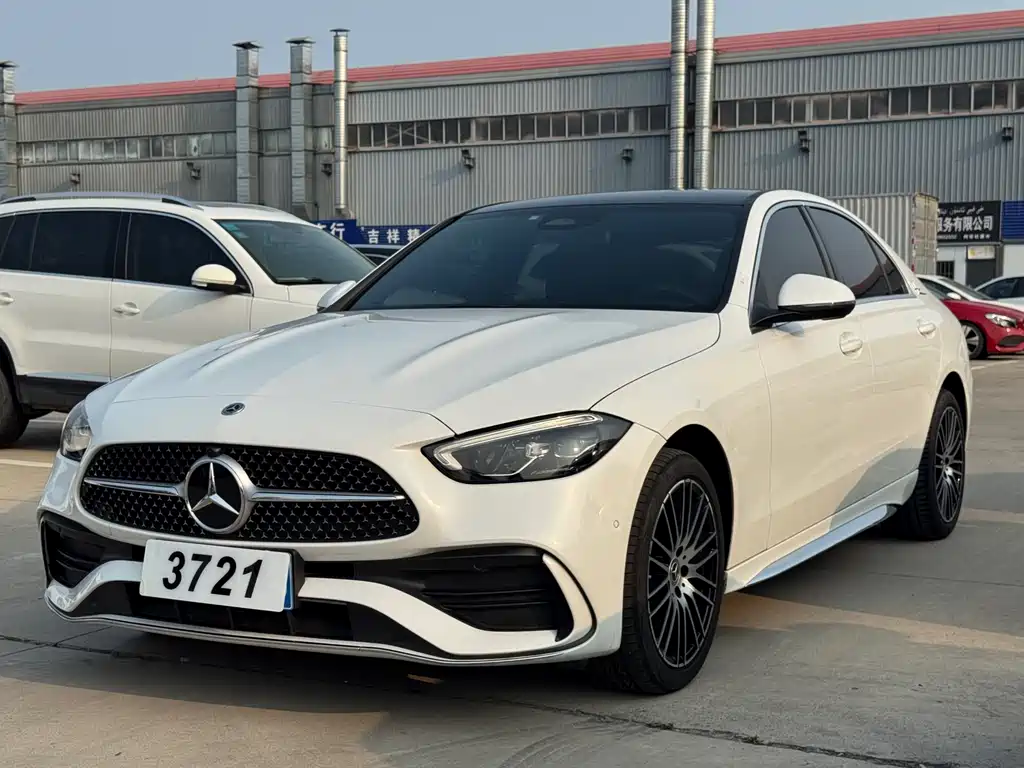 Mercedes-Benz C-Class 2023