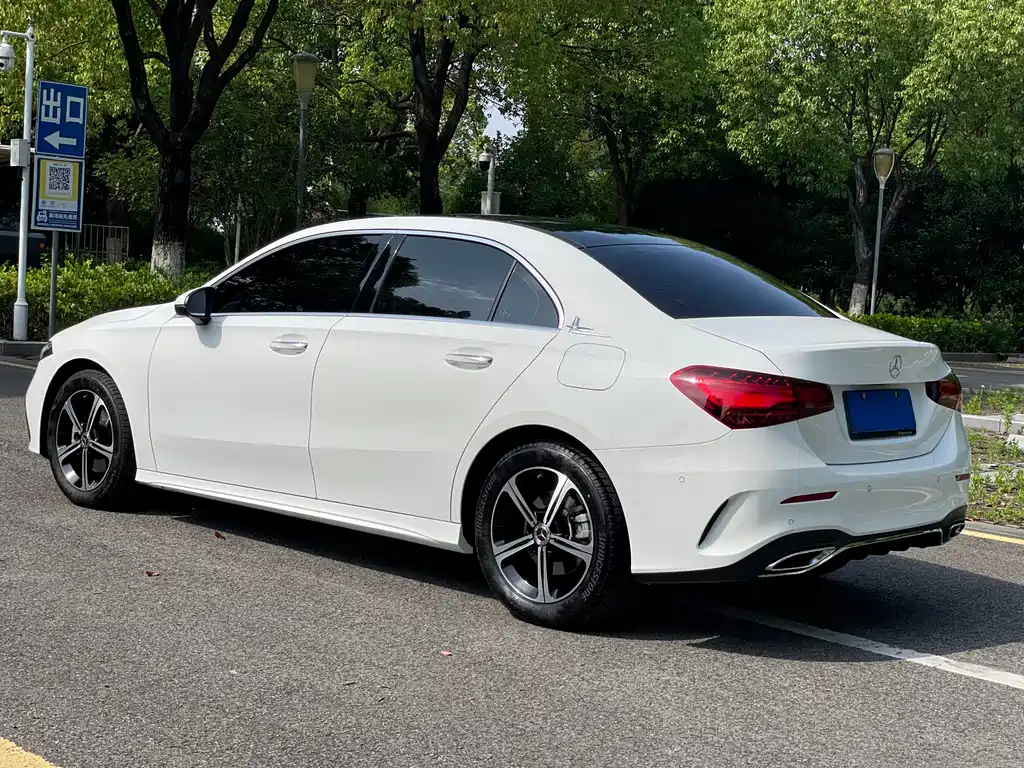 Mercedes-Benz A-Class 2025 — фото 14