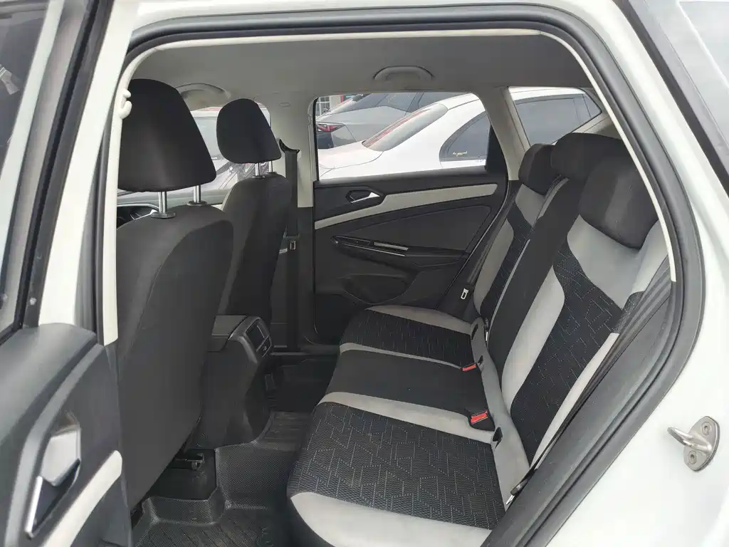 Jetta VS5 2023