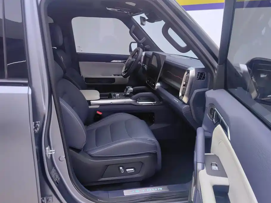 Jetour Traveller C-DM 2024 — фото 8