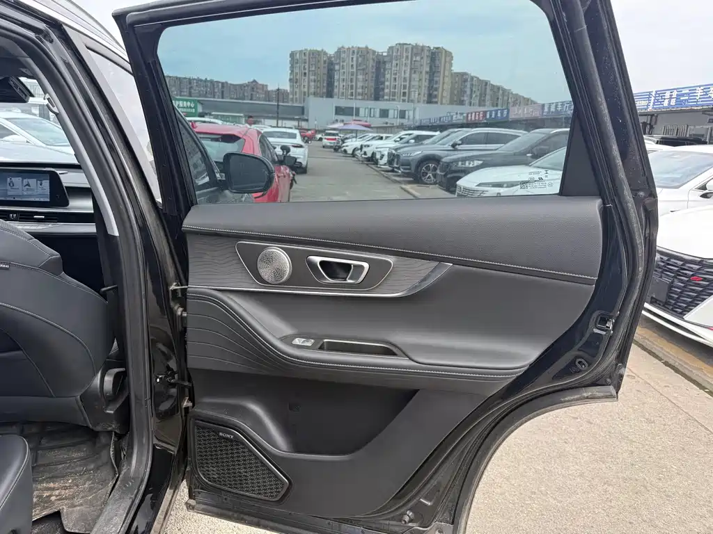 Chery Tiggo 8 PRO 2025 — фото 15
