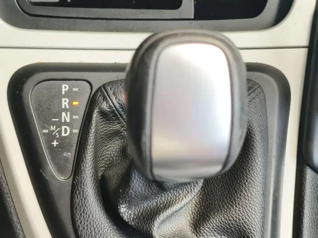 BMW 1 Series 2011 — фото 20