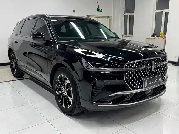 Lincoln Nautilus 2025