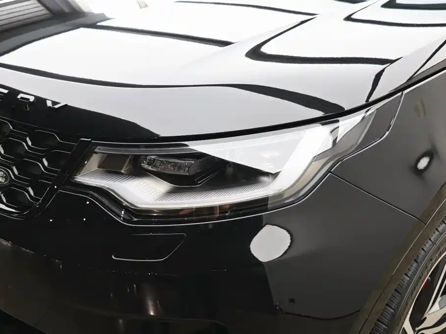 Land Rover Discovery 2023 — фото 27