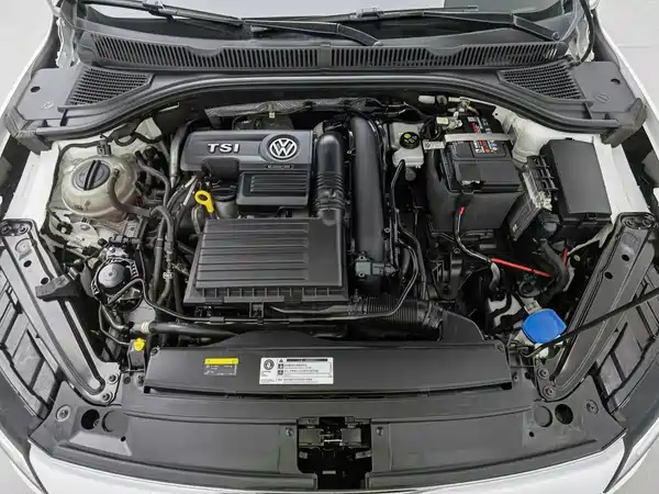 Volkswagen Sagitar 2019