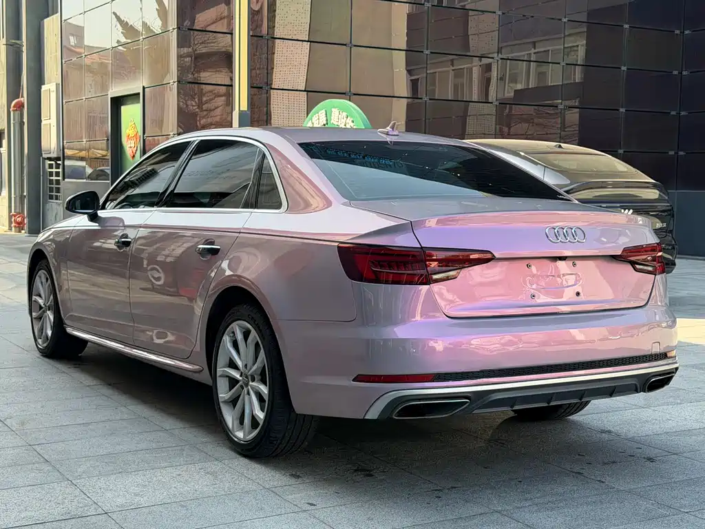 Audi A4L 2020 — фото 11