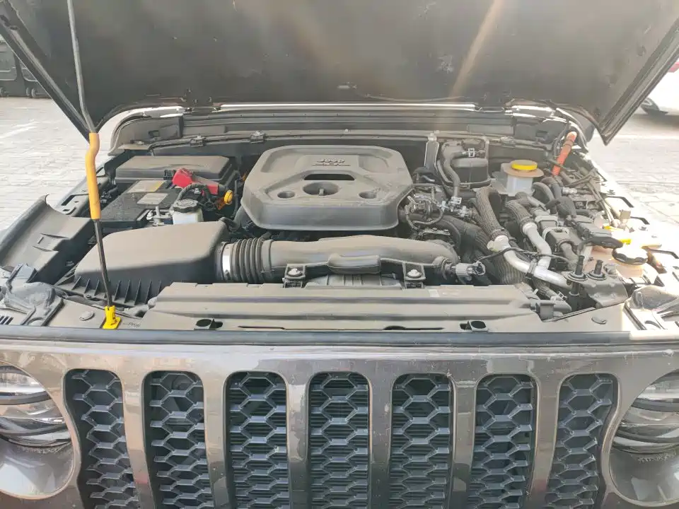Jeep Wrangler PHEV 2021 — фото 4