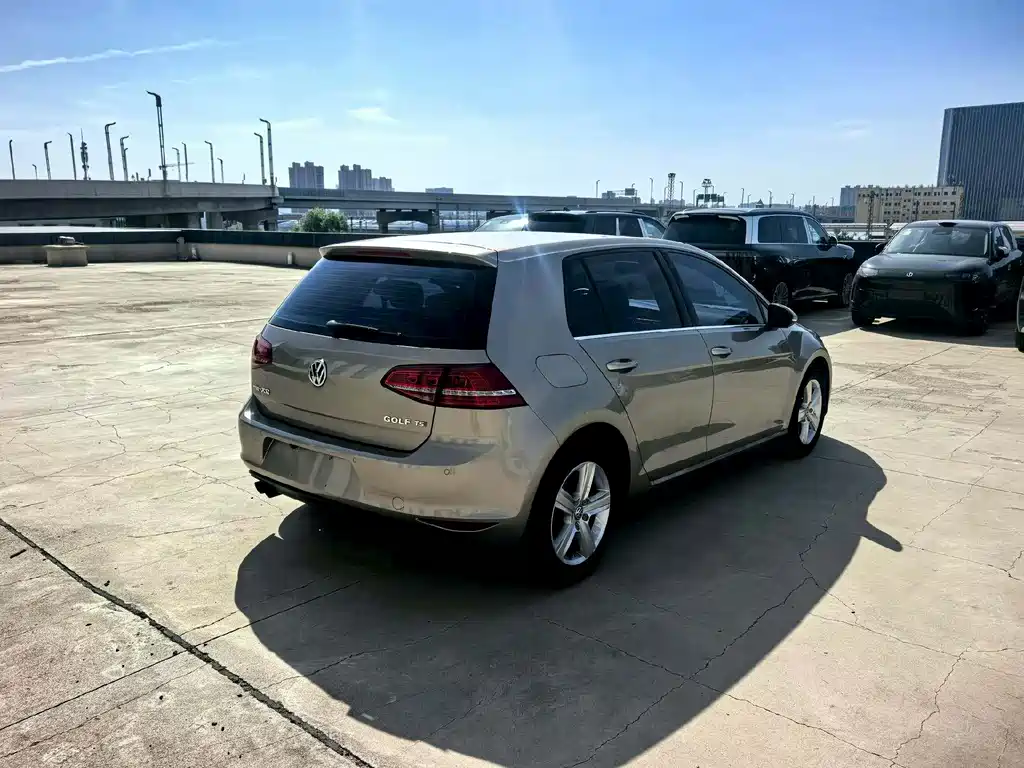 Volkswagen Golf 2014