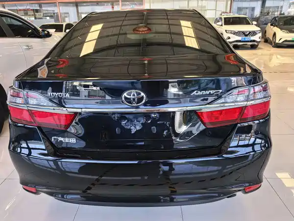 Toyota Camry 2015
