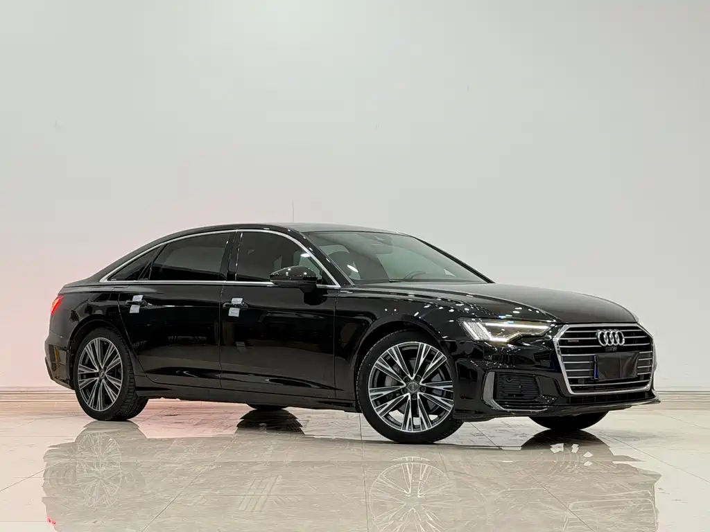 Audi A6L 2020 — фото 1