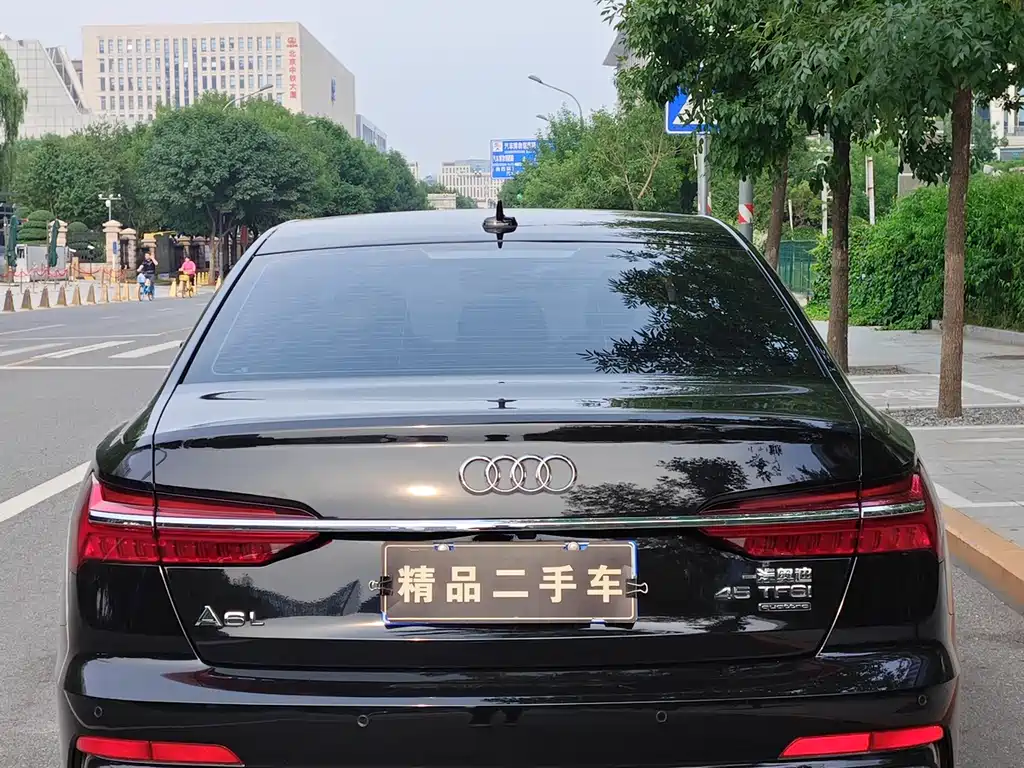 Audi A6L 2023 — фото 25