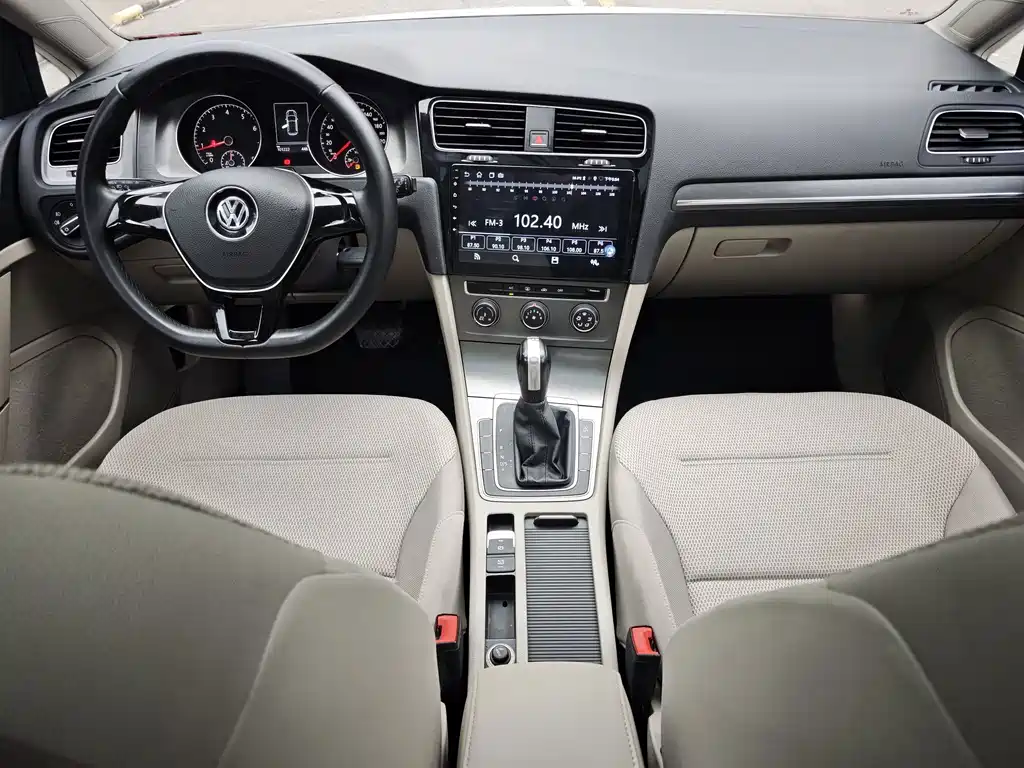 Volkswagen Golf 2014